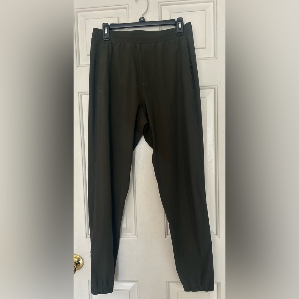 Lululemon Olive Green Men's Nylon Track Pants. M. EUC